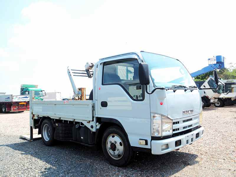 いすゞエルフ4WD標準ショート10尺平ボディ垂直パワーゲート|中古トラックの販売・買取・査定のアイナビ