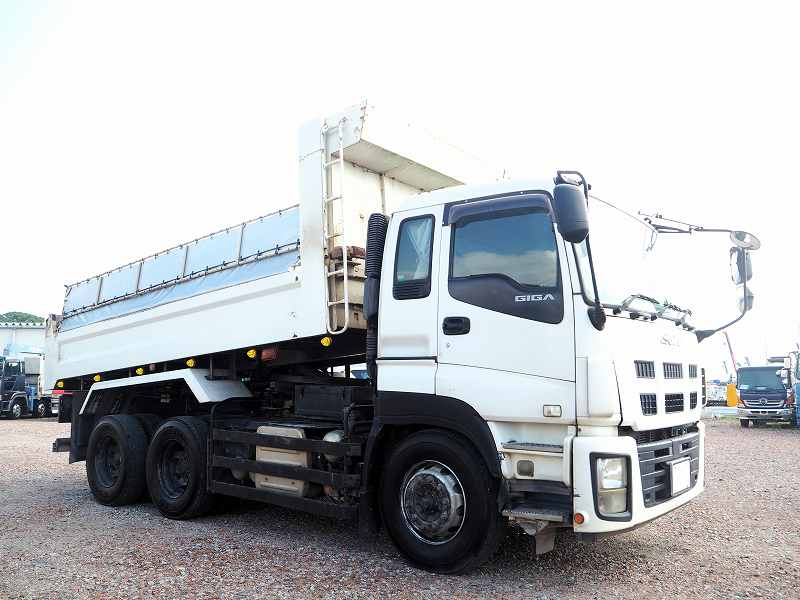 いすゞギガ2デフ積載9.3t5.3×2.3mダンプ電動コボレーン付|中古トラックの販売・買取・査定のアイナビ