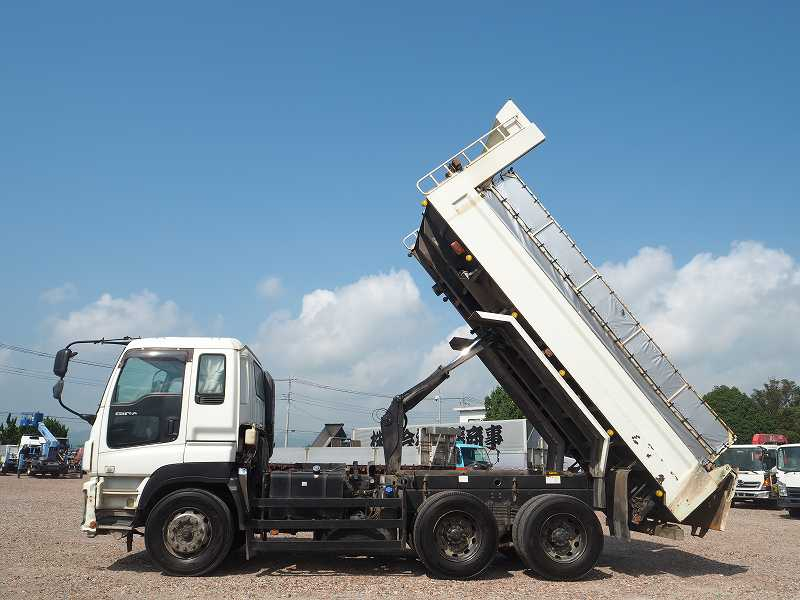 いすゞギガ2デフ積載9.3t5.3×2.3mダンプ電動コボレーン付|中古トラックの販売・買取・査定のアイナビ