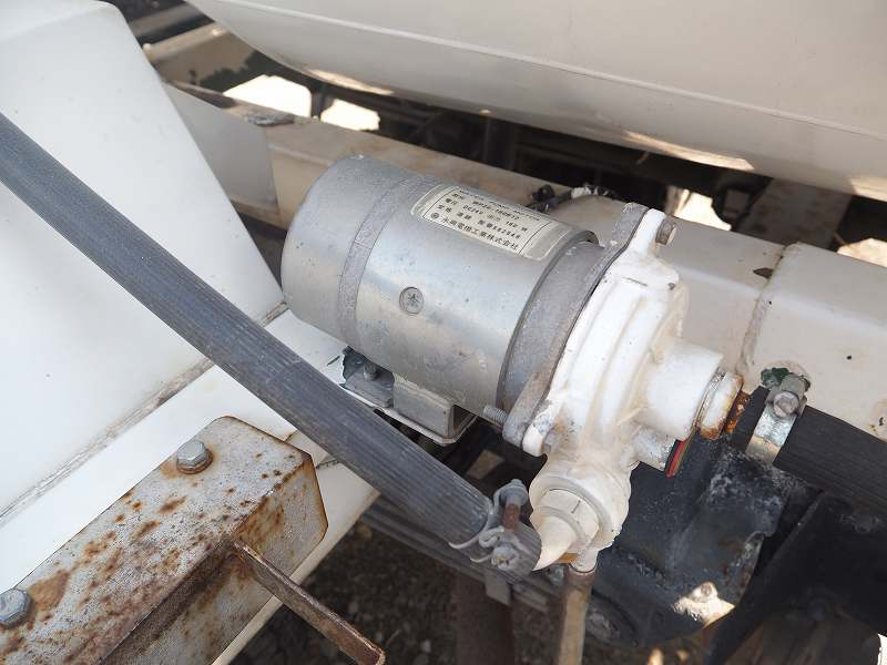 デュトロカヤバ製コンクリートミキサー車電動スランプガード|中古トラックの販売・買取・査定のアイナビ