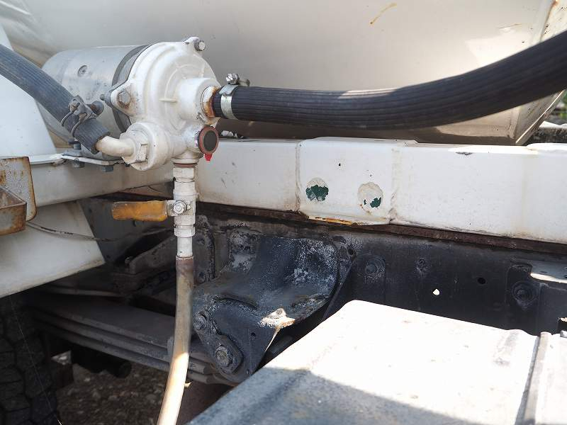 デュトロカヤバ製コンクリートミキサー車電動スランプガード|中古トラックの販売・買取・査定のアイナビ