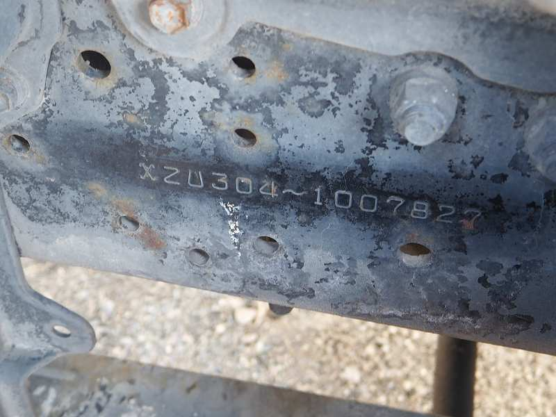 デュトロカヤバ製コンクリートミキサー車電動スランプガード|中古トラックの販売・買取・査定のアイナビ