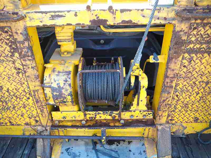 ギガ4軸低床リターダリーフサスセルフ自動あゆみウインチ|中古トラックの販売・買取・査定のアイナビ