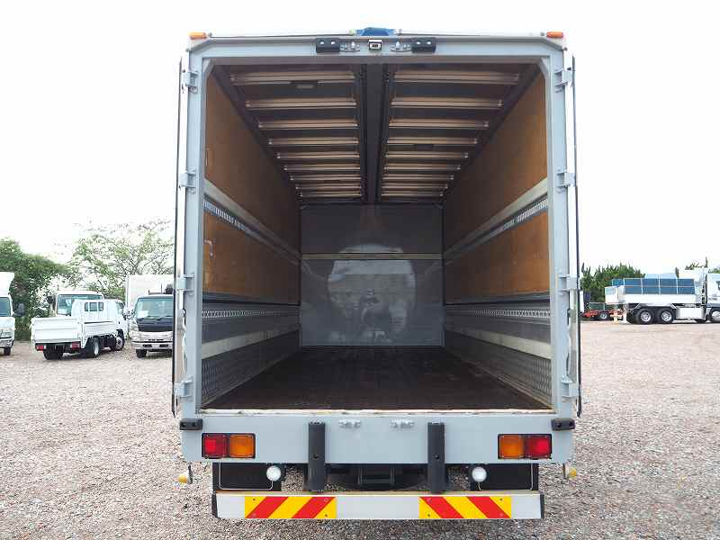 いすゞフォワード6200ワイドエアサスベッド付アルミウイング|中古トラックの販売・買取・査定のアイナビ