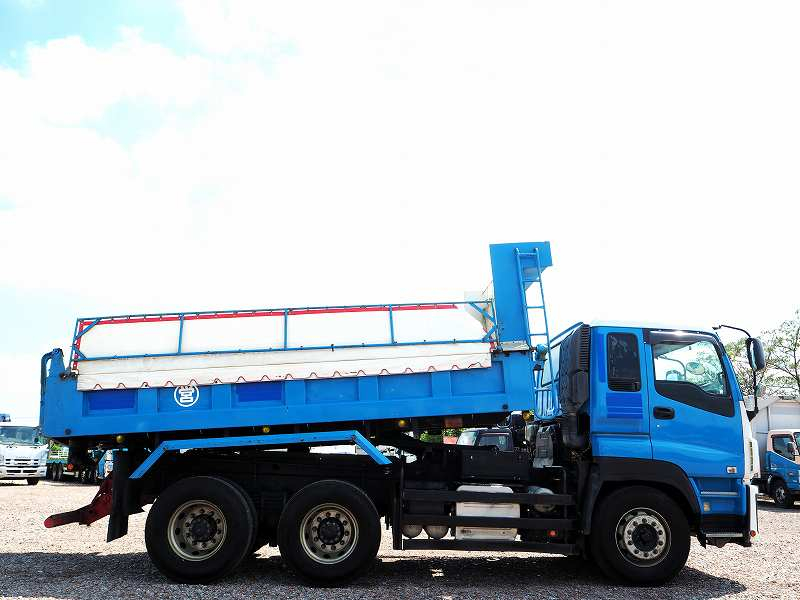 ギガ2デフ5.1×2.2m大型ダンプ積載9.4t電動コボレーン付|中古トラックの販売・買取・査定のアイナビ