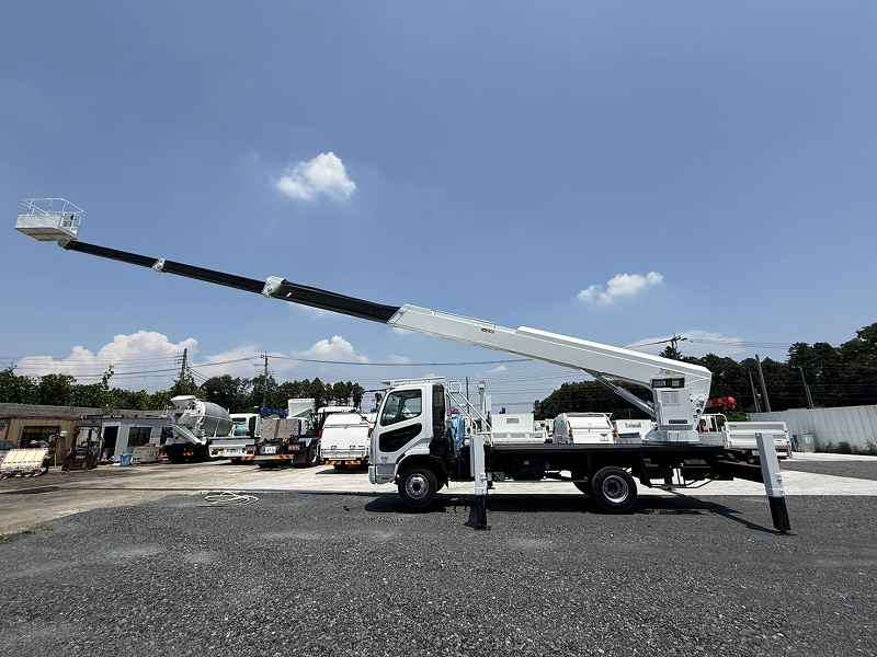 三菱ファイタータダノ製スカイボーイ27m高所作業車自動格納|中古トラックの販売・買取・査定のアイナビ