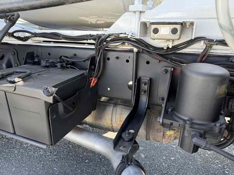 レンジャー増トン新明和製ミキサー車電動スランプガード付|中古トラックの販売・買取・査定のアイナビ