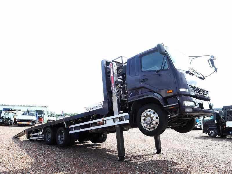 ファイター増々トンセルフ歩み板ウインチラジコン全長10m|中古トラックの販売・買取・査定のアイナビ