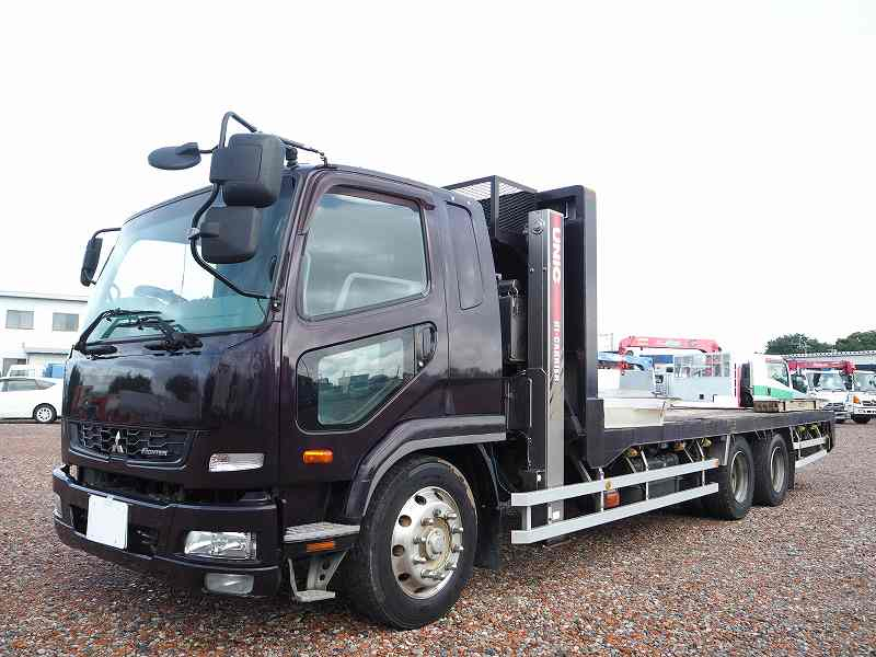 ファイター増々トンセルフ歩み板ウインチラジコン全長10m|中古トラックの販売・買取・査定のアイナビ