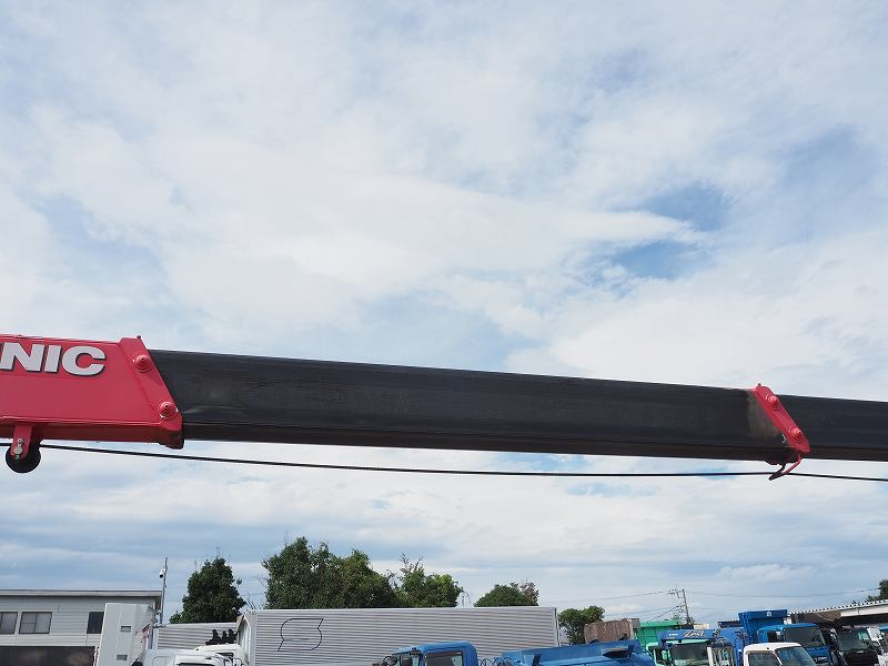 アトラス4段クレーンリアジャッキラジコンワイド超ロング|中古トラックの販売・買取・査定のアイナビ