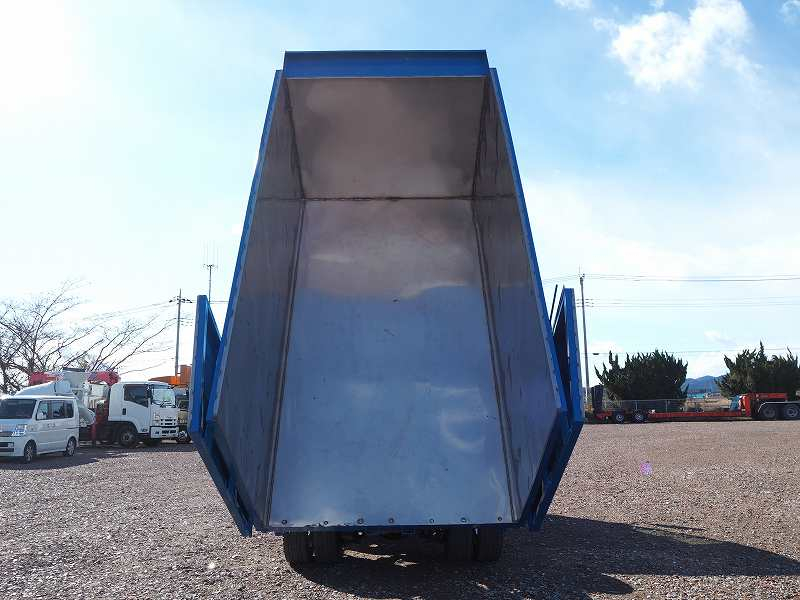 トヨタダイナ4WD高床Hi-Low切替深ダンプステンレス張り|中古トラックの販売・買取・査定のアイナビ