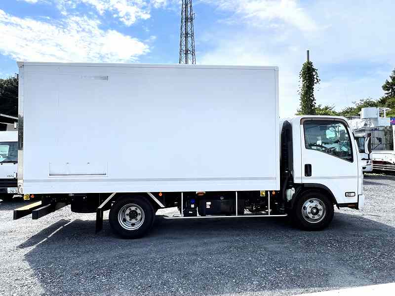 エルフワイドロング矢野特殊保冷バンオートフロア積載3.7t|中古トラックの販売・買取・査定のアイナビ