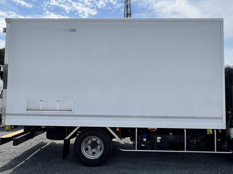 エルフワイドロング矢野特殊保冷バンオートフロア積載3.7t|中古トラックの販売・買取・査定のアイナビ