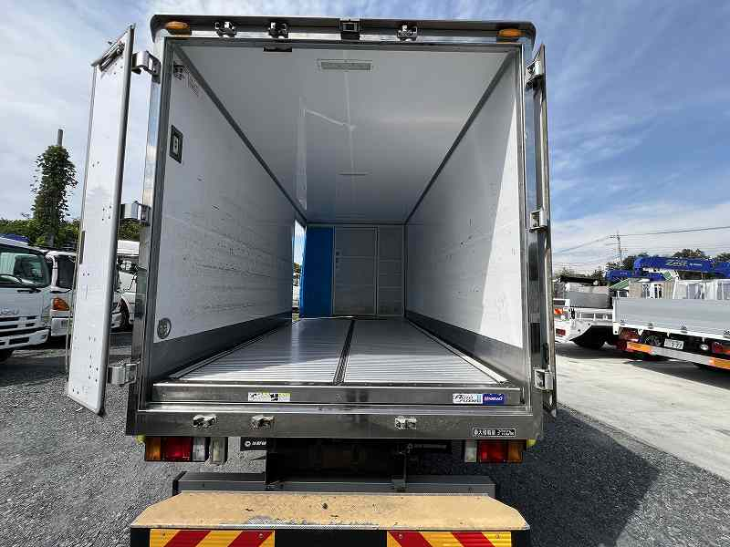 エルフワイドロング矢野特殊保冷バンオートフロア積載3.7t|中古トラックの販売・買取・査定のアイナビ