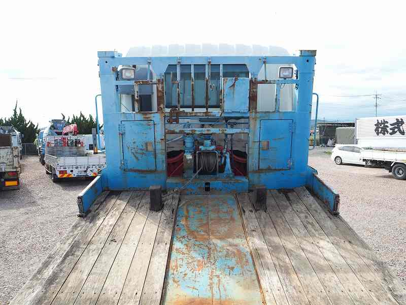 フォワード増トンセルフローダー自動歩みウインチラジコン|中古トラックの販売・買取・査定のアイナビ