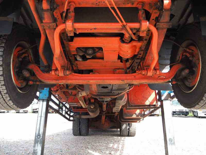 フォワード増トンセルフローダー自動歩みウインチラジコン|中古トラックの販売・買取・査定のアイナビ