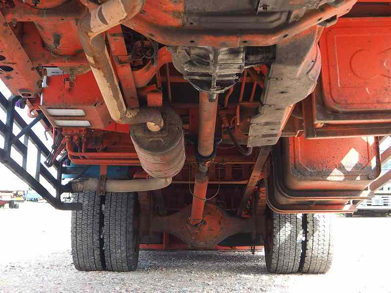 フォワード増トンセルフローダー自動歩みウインチラジコン|中古トラックの販売・買取・査定のアイナビ