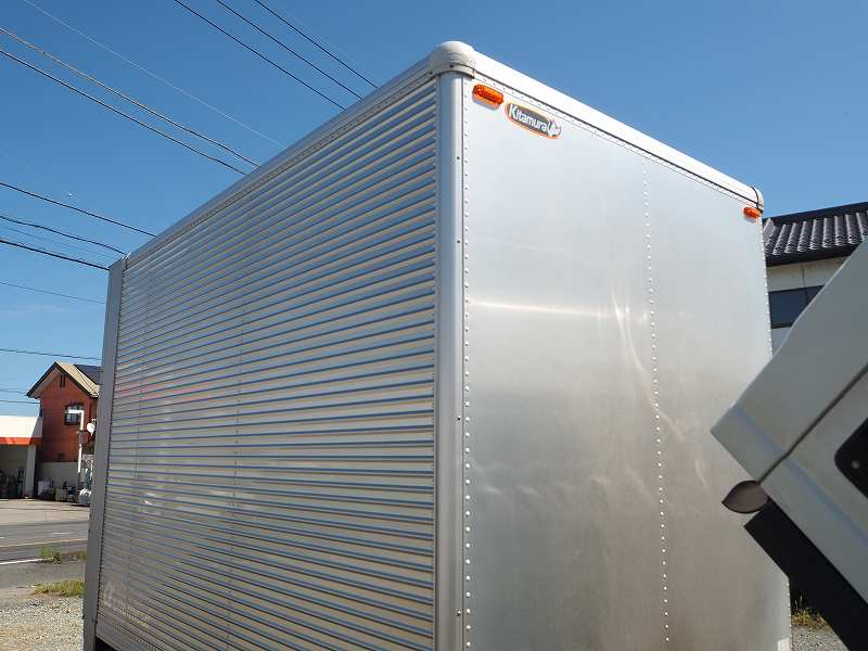 いすゞエルフ標準ショート10尺アルミバン垂直式パワーゲート|中古トラックの販売・買取・査定のアイナビ