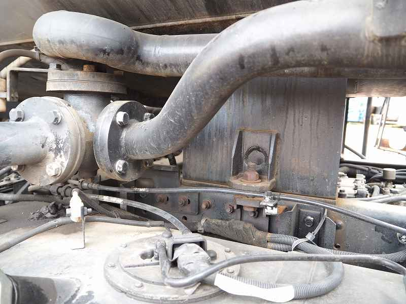 キャンターモリタ製3KLバキュームカー脱臭器電動リール|中古トラックの販売・買取・査定のアイナビ