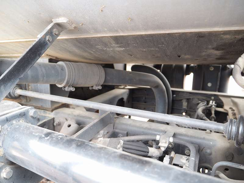 キャンターモリタ製3KLバキュームカー脱臭器電動リール|中古トラックの販売・買取・査定のアイナビ