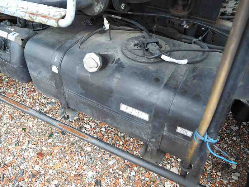 キャンターモリタ製3KLバキュームカー脱臭器電動リール|中古トラックの販売・買取・査定のアイナビ