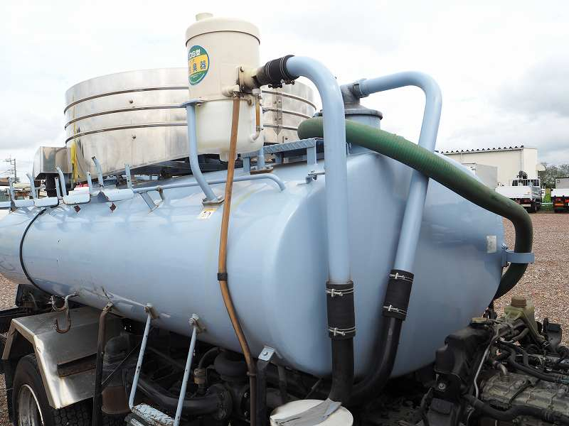 キャンターモリタ製3KLバキュームカー脱臭器電動リール|中古トラックの販売・買取・査定のアイナビ