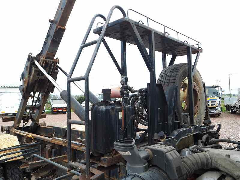 レンジャー増トン新明和アームロールツインホイストベッド付|中古トラックの販売・買取・査定のアイナビ