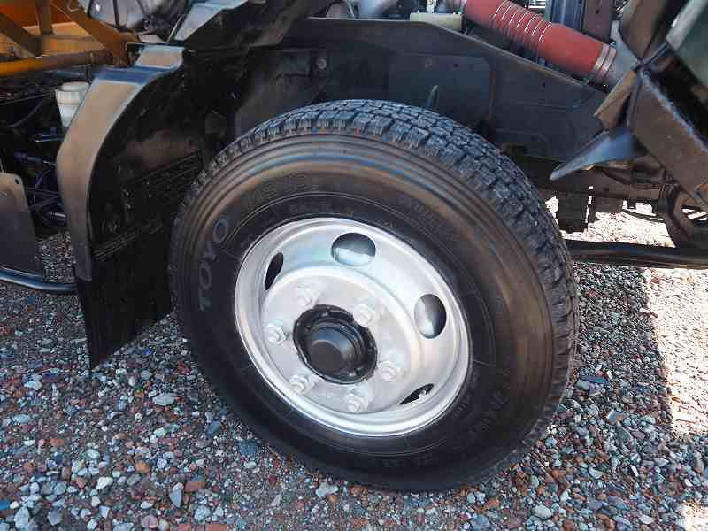 いすゞフォワード新明和ミキサー車3立米電動スランプガード|中古トラックの販売・買取・査定のアイナビ