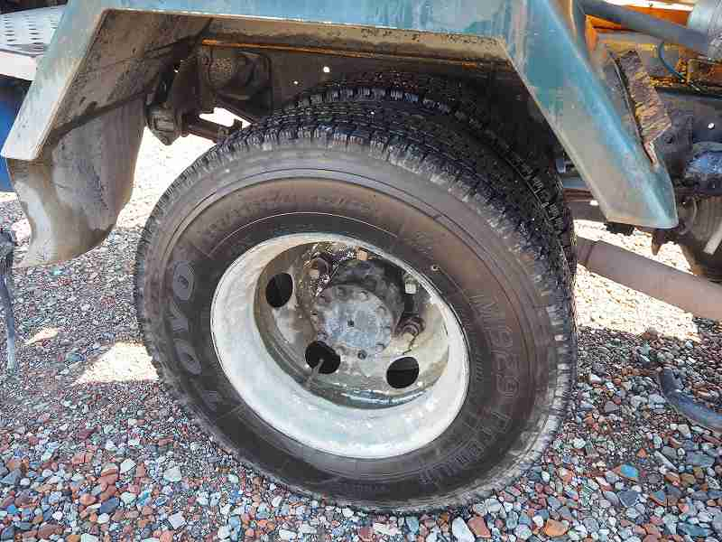 フォワード新明和製ミキサー車3.2立米電動スランプガード|中古トラックの販売・買取・査定のアイナビ