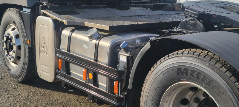 ハイルーフトラクタ|中古トラックの販売・買取・査定のアイナビ