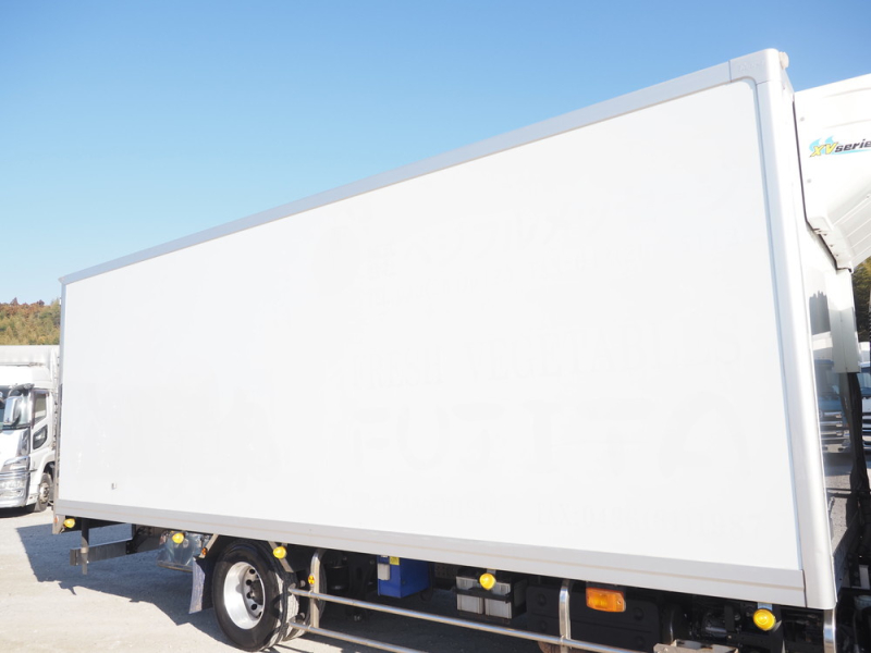 いすゞ 冷凍バン フォワード|中古トラックの販売・買取・査定のアイナビ