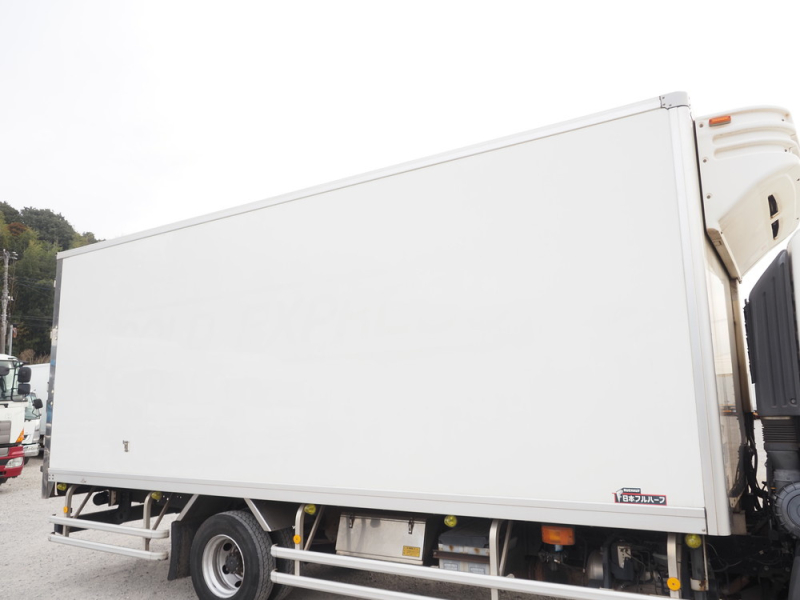 日野 冷凍バン レンジャープロ|中古トラックの販売・買取・査定のアイナビ