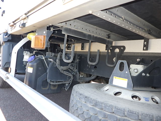 日野令和1年☆中間ワイド4tアルミウイング☆格納ゲート付|中古トラックの販売・買取・査定のアイナビ