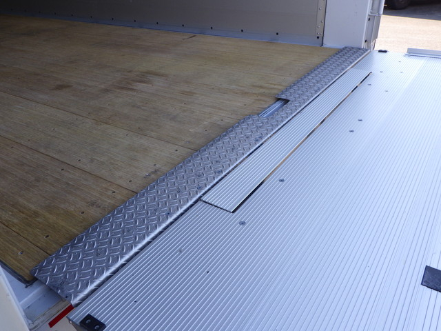 三菱2PG-FS74HZアルミウィング10t超格納ゲート|中古トラックの販売・買取・査定のアイナビ