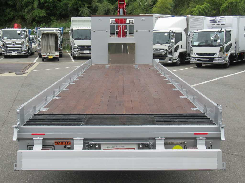 4軸低床 ユニック 4段 ウィンチ ヤハタⅬ865 後輪エアサス|中古トラックの販売・買取・査定のアイナビ