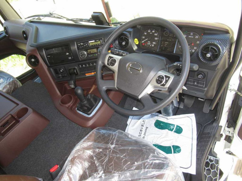 4軸低床 ユニック 4段 アルミブロック5方開 後輪エアサス|中古トラックの販売・買取・査定のアイナビ