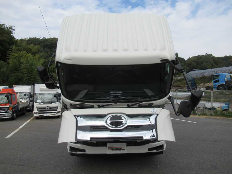 未使用 3軸高床 2デフ 積載12.5t ユニック4段 380PS 7速|中古トラックの販売・買取・査定のアイナビ