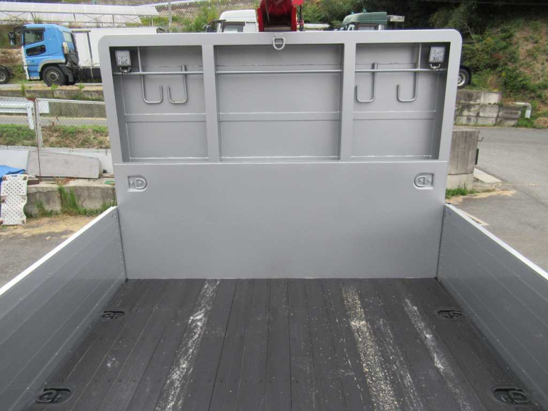 未使用 3軸高床 2デフ 積載12.5t ユニック4段 380PS 7速|中古トラックの販売・買取・査定のアイナビ