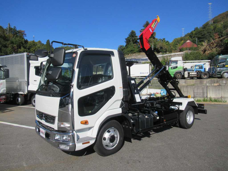 R7未使用極東製フックロールR/C付220PS6速ベッドレス|中古トラックの販売・買取・査定のアイナビ