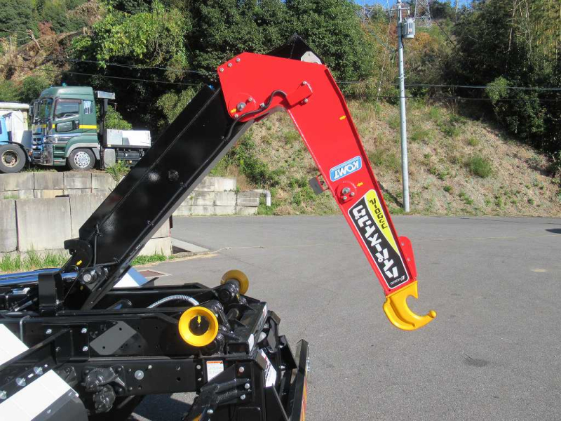 R7未使用極東製フックロールR/C付220PS6速ベッドレス|中古トラックの販売・買取・査定のアイナビ