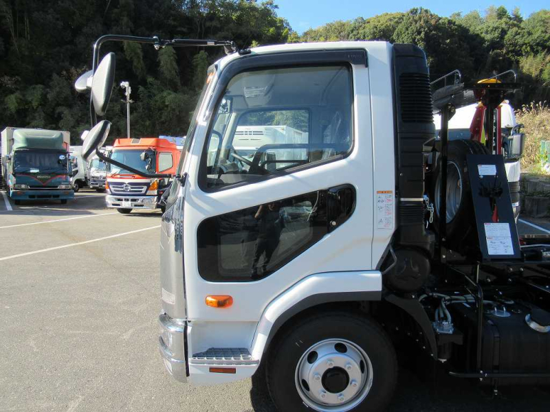 R7未使用極東製フックロールR/C付220PS6速ベッドレス|中古トラックの販売・買取・査定のアイナビ