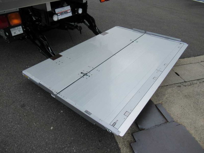 フルハーフ菱重-30℃設定キーストン格納P/Gエアサス240PS|中古トラックの販売・買取・査定のアイナビ