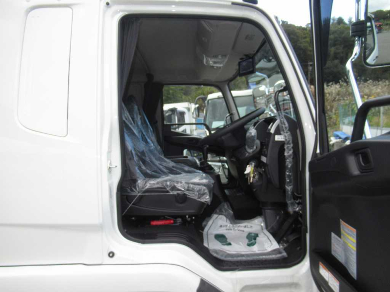 フルハーフ菱重-30℃設定キーストン格納P/Gエアサス240PS|中古トラックの販売・買取・査定のアイナビ