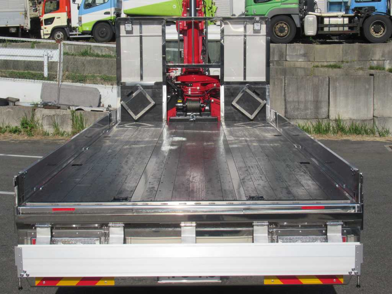 増トン 10tセルフクレーン ユニック4段 ステンレスボデー|中古トラックの販売・買取・査定のアイナビ