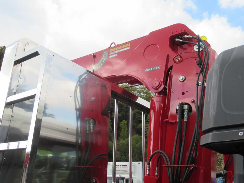 増トン 10tセルフクレーン ユニック4段 ステンレスボデー|中古トラックの販売・買取・査定のアイナビ