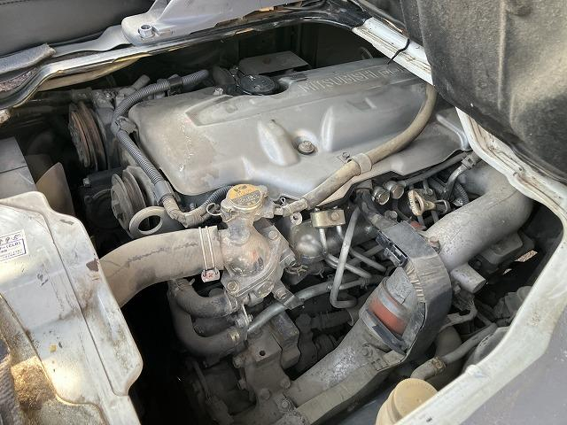 三菱ふそう 平ボディ キャンターガッツ|中古トラックの販売・買取・査定のアイナビ