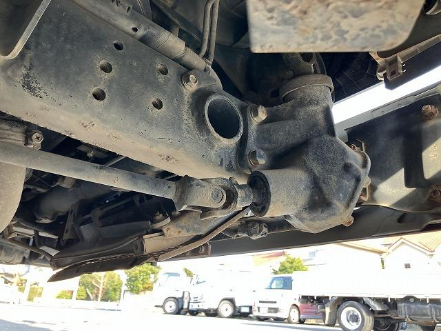 三菱ふそう 平ボディ キャンターガッツ|中古トラックの販売・買取・査定のアイナビ