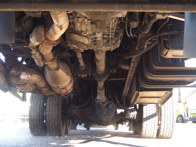 いすゞフォワード増々トン4段セルフクレーン|中古トラックの販売・買取・査定のアイナビ