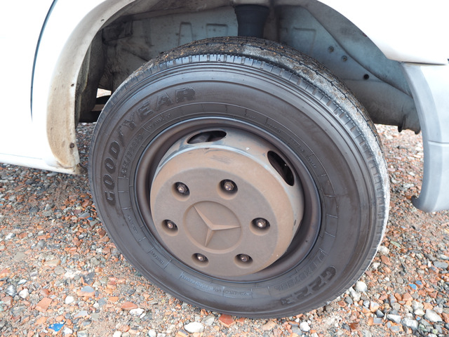 メルセデス・ベンツトランスポーターセーフティーローダー|中古トラックの販売・買取・査定のアイナビ