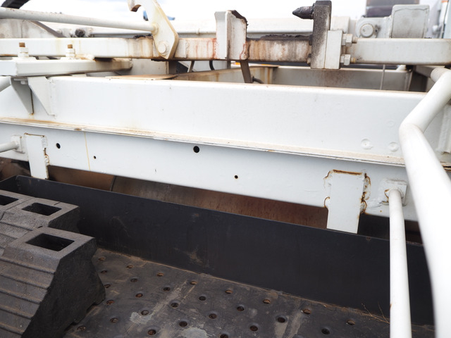 メルセデス・ベンツトランスポーターセーフティーローダー|中古トラックの販売・買取・査定のアイナビ